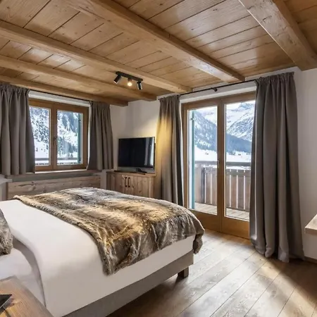 6br Stunning In Lech Strass (Vorarlberg)